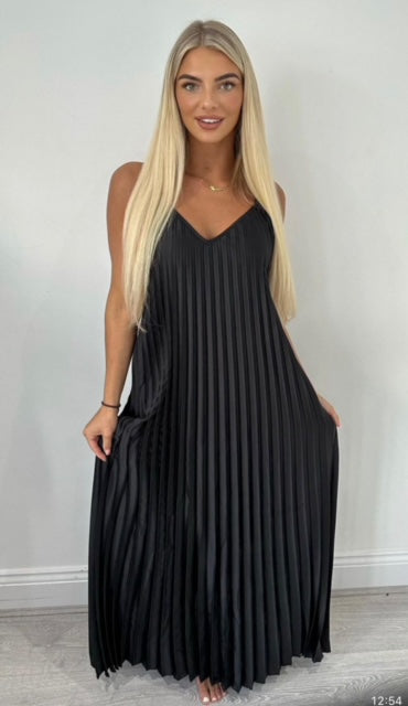 Pleated Summer Maxi Dress